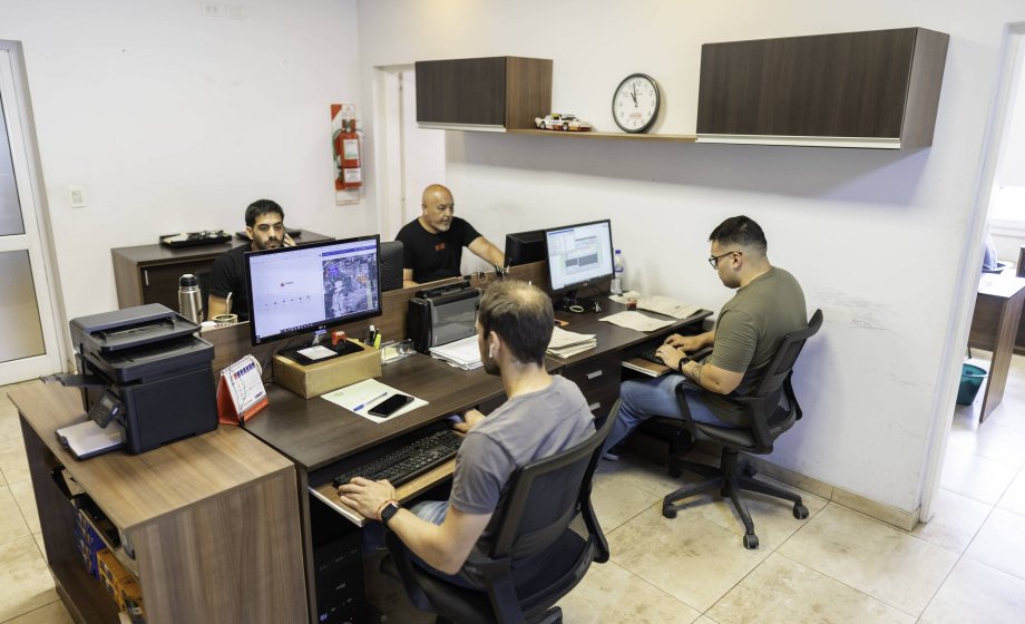 Eficiencia + Eficacia = Efectividad